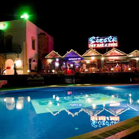 Aparthotel Siesta 3*
