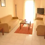 Siesta Aparthotel 3*