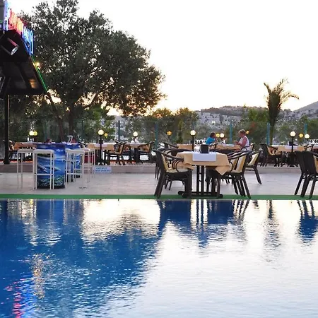 Aparthotel Siesta 3*