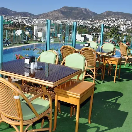 西野斯塔海滩公寓 公寓式酒店 3*