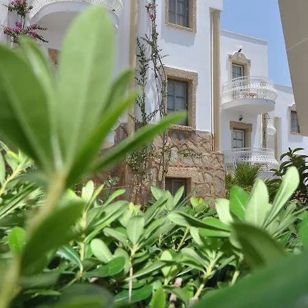 Apartmanhotel Siesta 3*